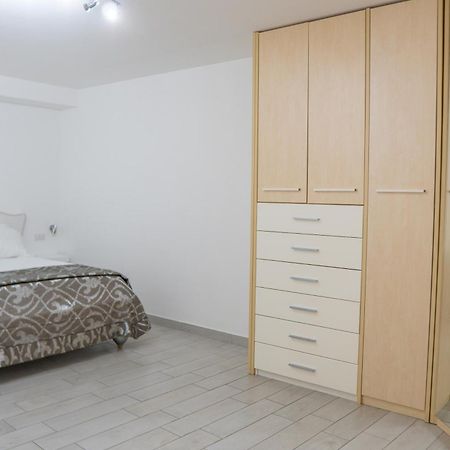 Suite D'Elite Chiaia Nápoles Exterior foto