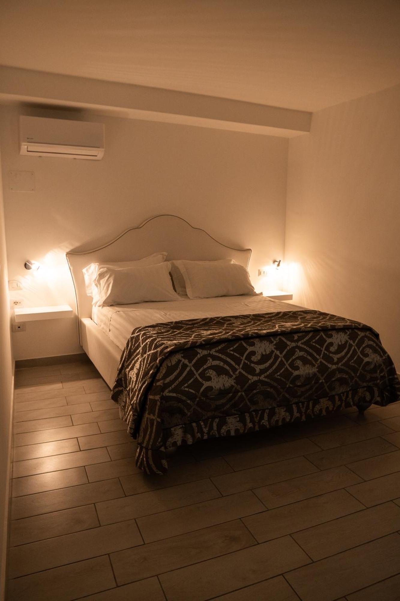 Suite D'Elite Chiaia Nápoles Exterior foto