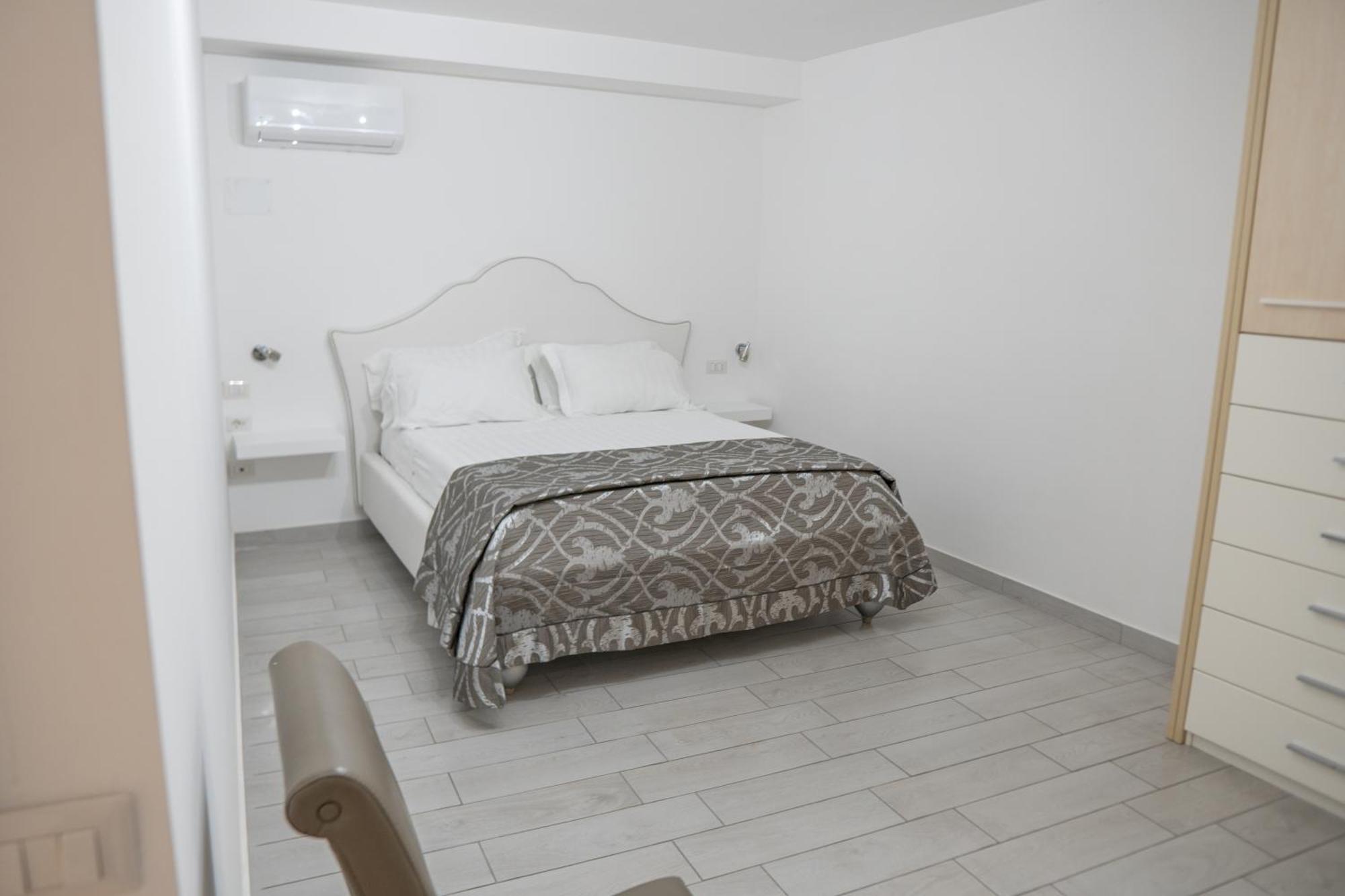 Suite D'Elite Chiaia Nápoles Exterior foto